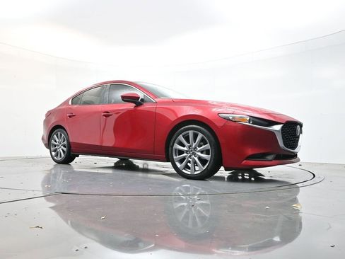 Used 2022 MAZDA MAZDA3 s image 23