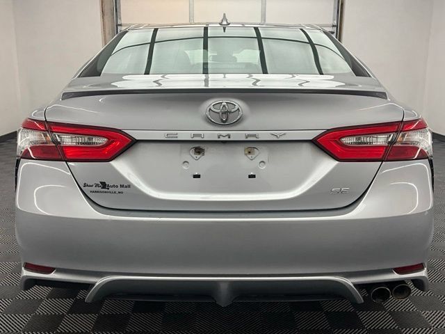 Used 2019 Toyota Camry SE FWD image 18