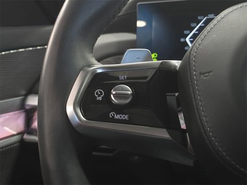 Used 2023 BMW 760i xDrive w/ Parking Assistance Package image 14