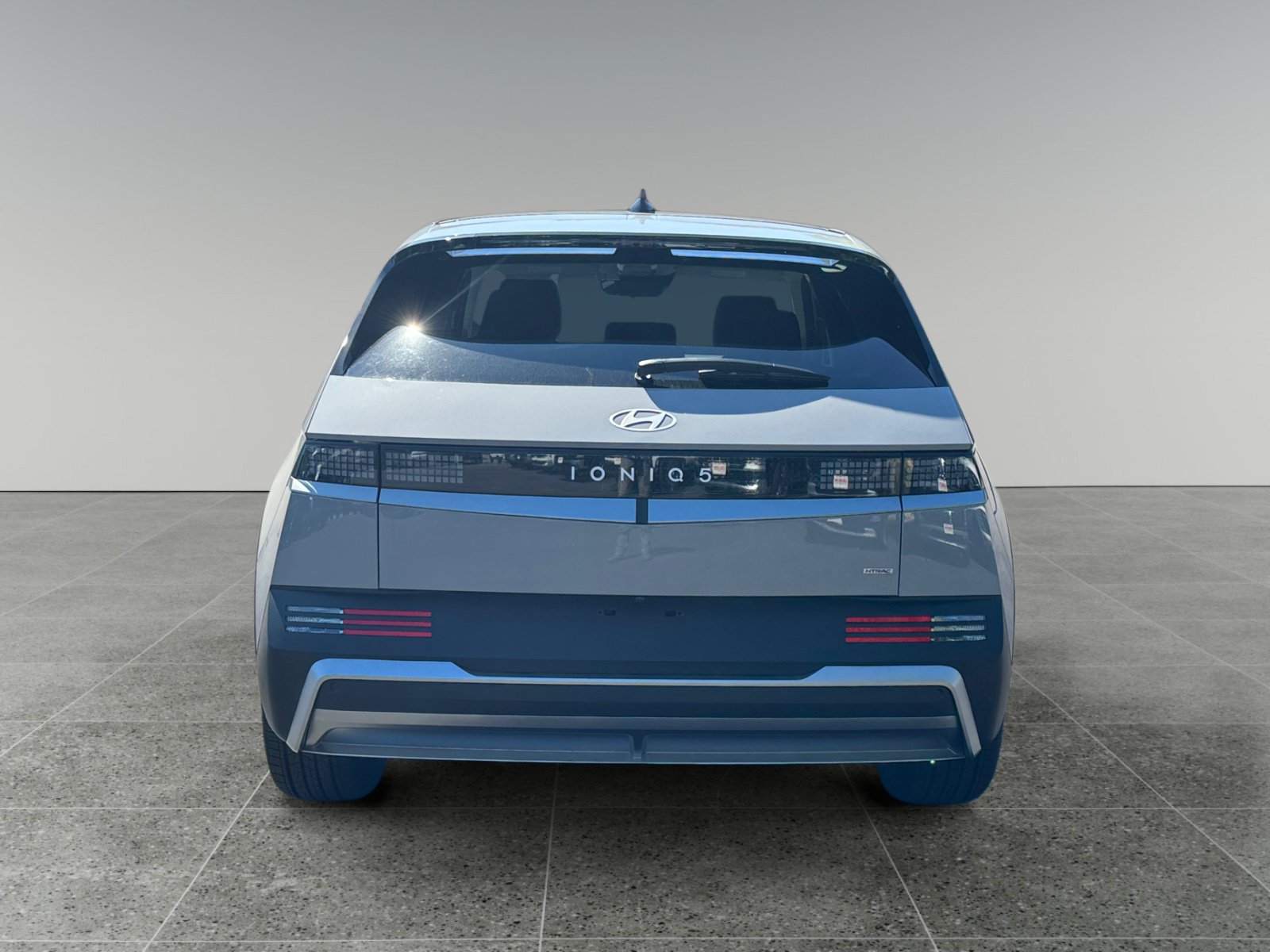 New 2027 Hyundai Ioniq 5 SE AWD/4WD image 4
