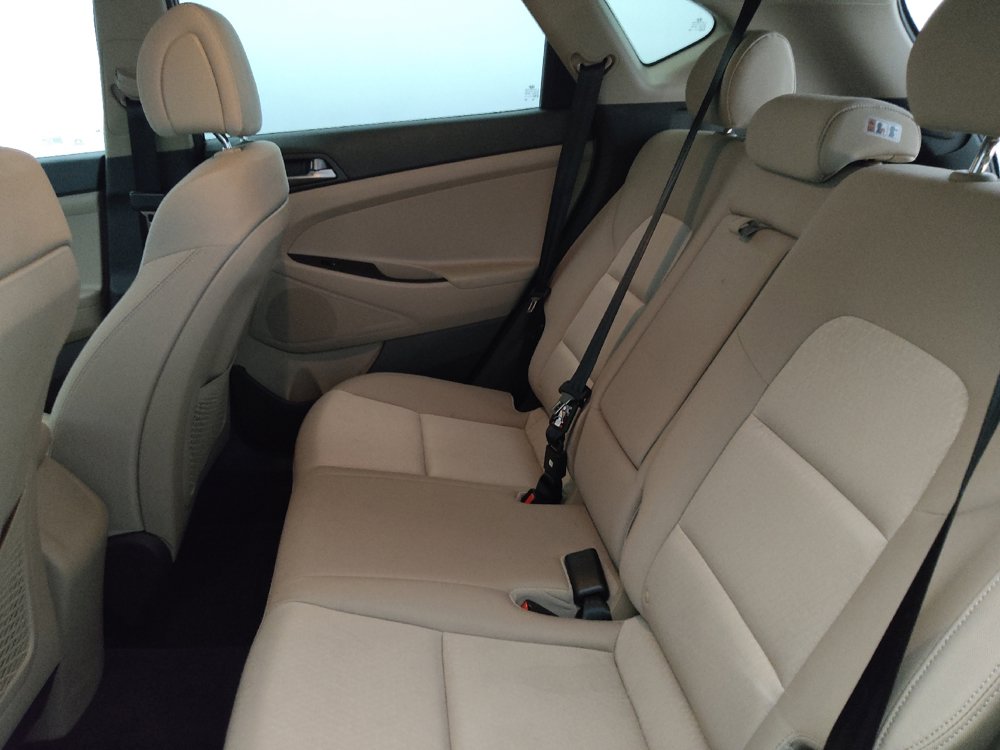 Used 2018 Hyundai Tucson SE AWD/4WD image 18
