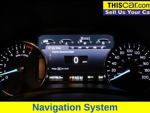 Used 2019 Ford Expedition Platinum AWD/4WD image 13