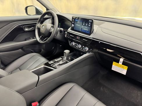 Used 2025 Acura ADX AWD image 25
