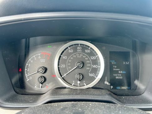 Used 2020 Toyota Corolla LE w/ LE Convenience Package FWD image 17