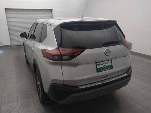 Used 2022 Nissan Rogue SV FWD image 6