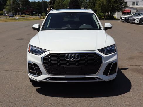 Used 2023 Audi Q5 2.0T Premium Plus w/ Premium Plus Package AWD/4WD image 3