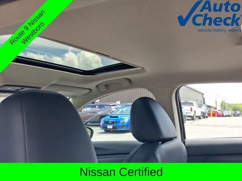 Certified 2023 Nissan Sentra SR w/ SR Premium Package FWD image 16
