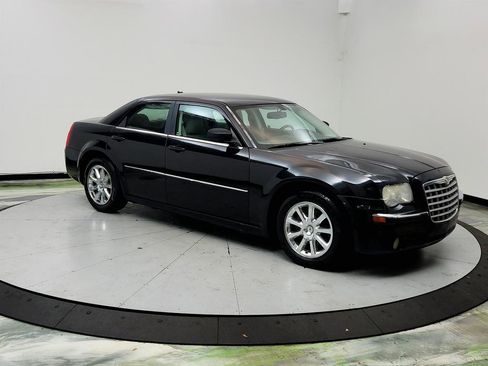 Used 2008 Chrysler 300 Limited RWD image 3