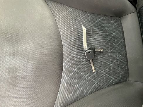 Used 2021 Chevrolet Spark LS image 27