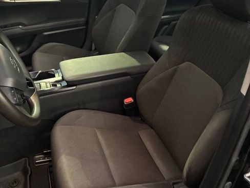 Used 2025 Toyota Camry LE FWD image 9