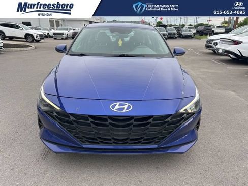 Used 2022 Hyundai Elantra SEL FWD image 2