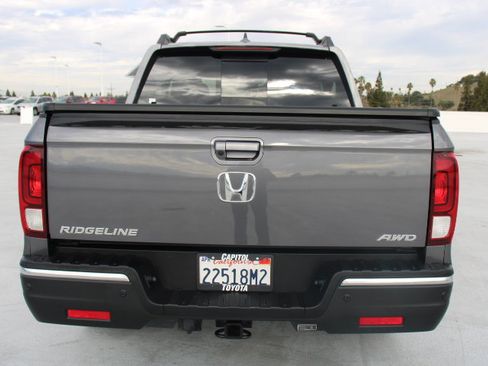 Used 2019 Honda Ridgeline RTL-E image 4
