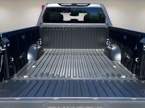 New 2026 Toyota Tundra Limited AWD/4WD image 16