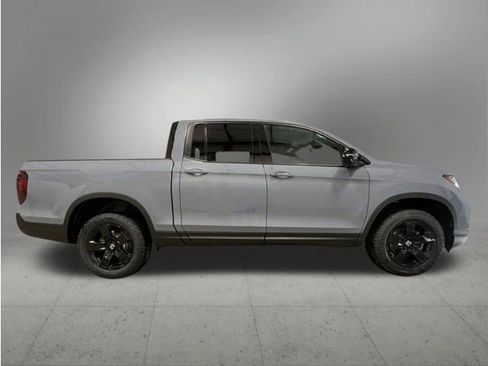 New 2026 Honda Ridgeline Black Edition image 8