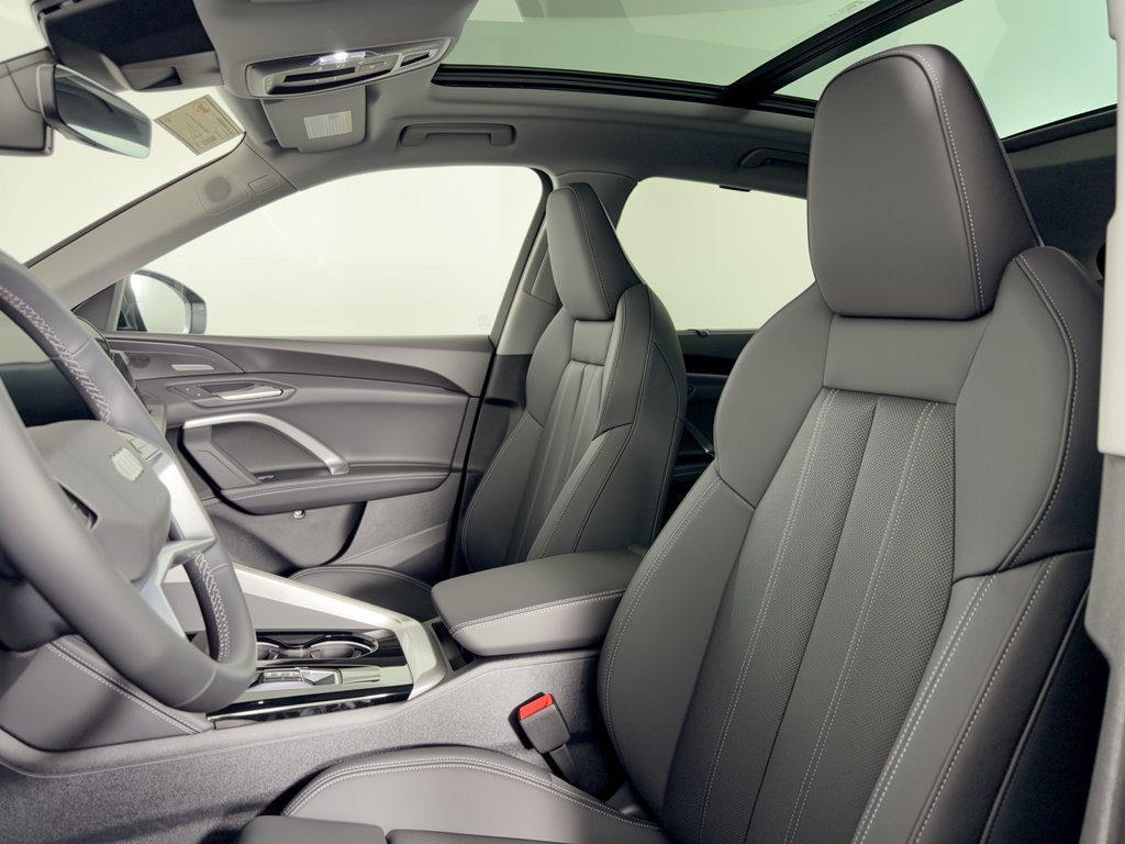 New 2026 Audi Q5 Premium Plus AWD/4WD image 5