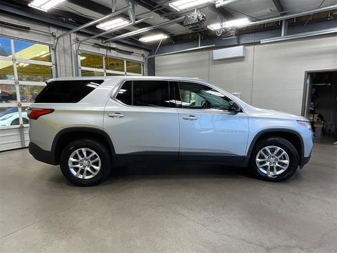 Used 2019 Chevrolet Traverse LS image 6