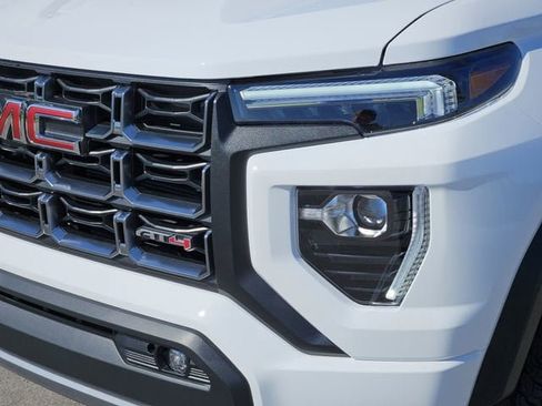 New 2026 GMC Canyon AT4 image 5