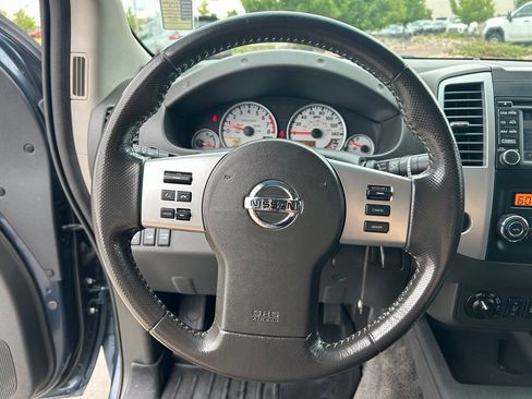 Used 2018 Nissan Frontier PRO-4X AWD/4WD image 9