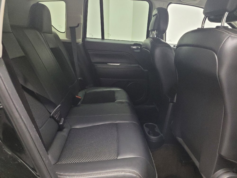 Used 2015 Jeep Compass Latitude AWD/4WD image 19