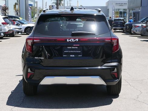 Used 2025 Kia Seltos S FWD image 5