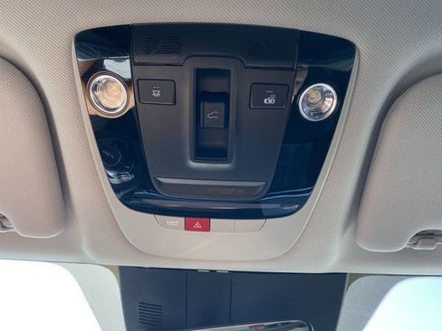 New 2025 Kia Sorento SX image 31