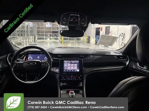 Used 2023 Jeep Grand Cherokee Altitude AWD/4WD image 34