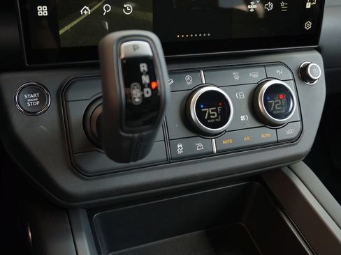 Used 2026 Land Rover Defender 110 S AWD/4WD image 23