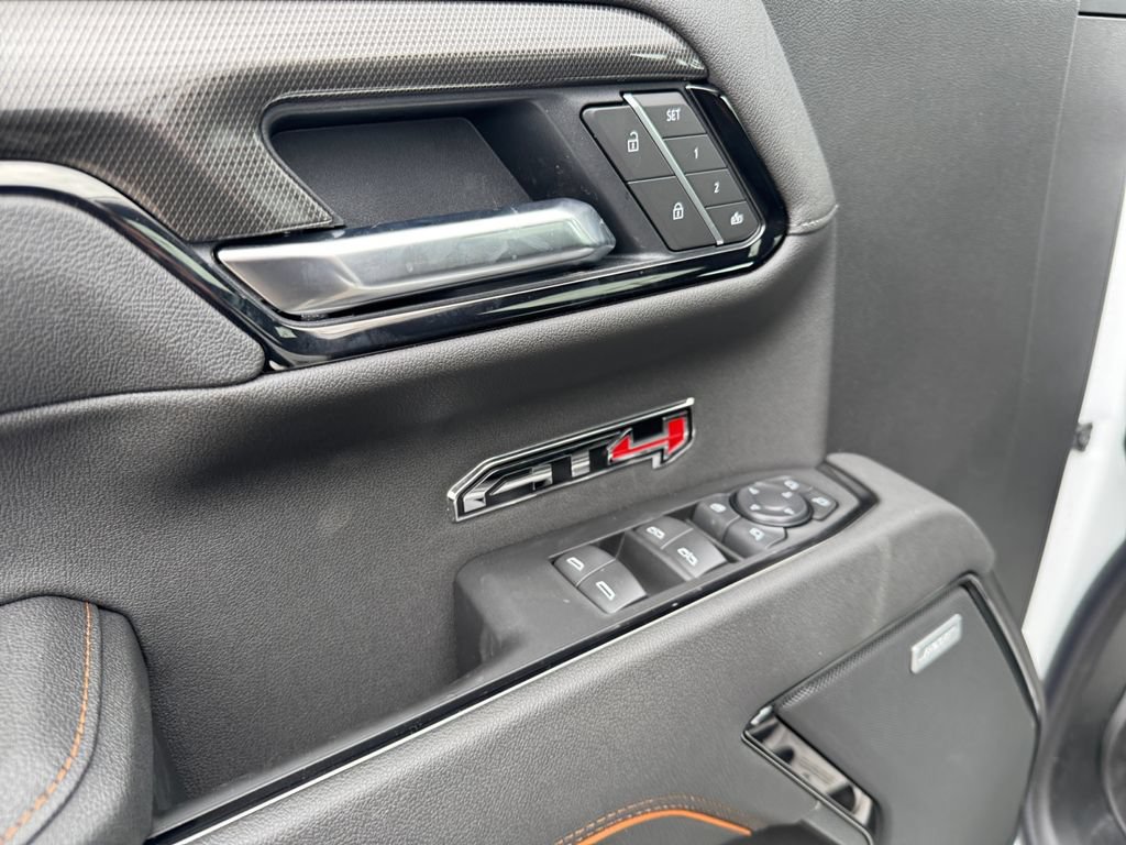 New 2026 GMC Sierra 1500 AT4 w/ Technology Package AWD/4WD image 13