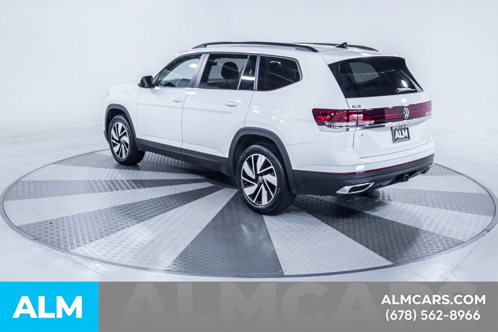 Used 2025 Volkswagen Atlas SE FWD image 5