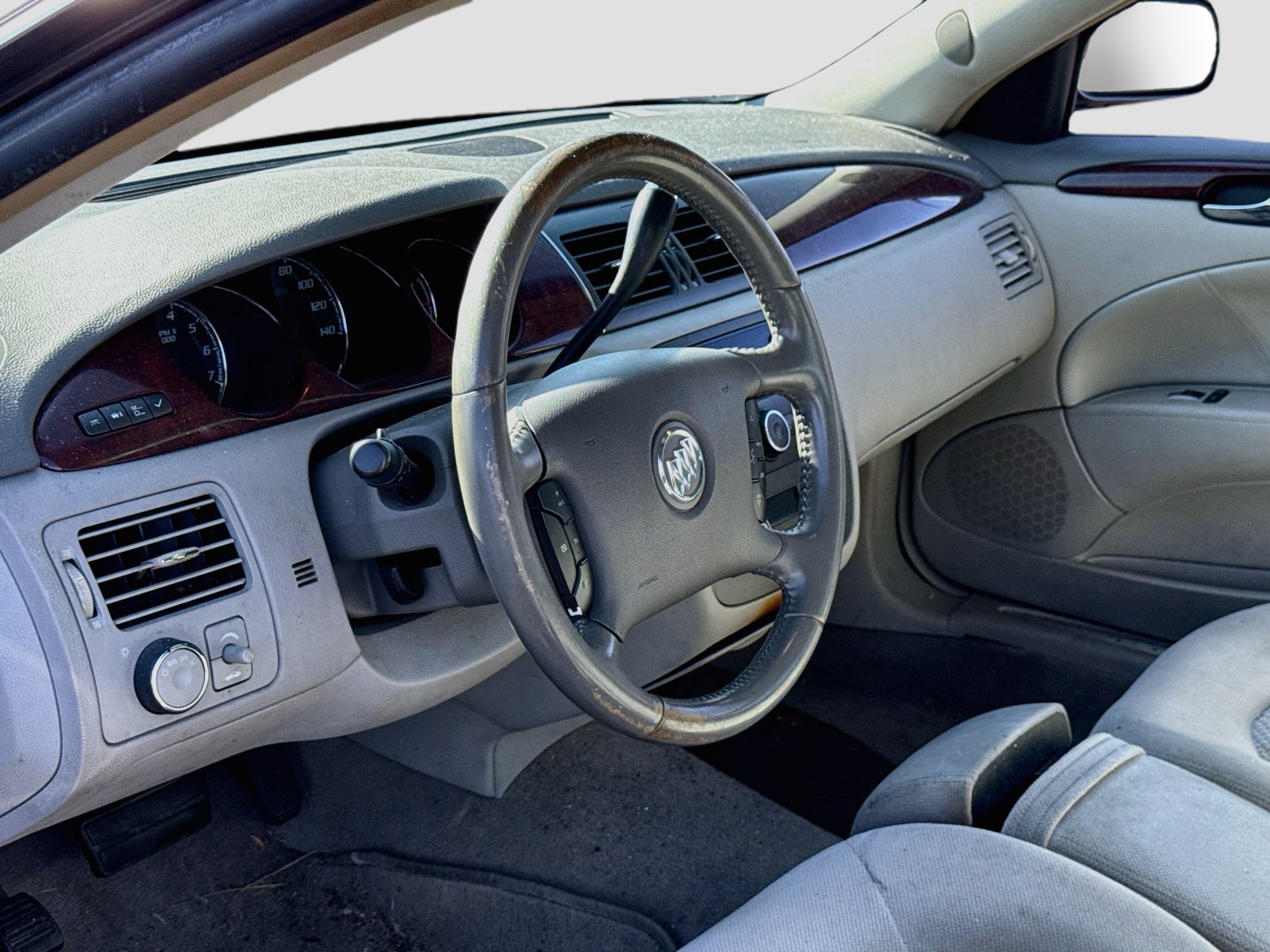 Used 2009 Buick Lucerne CX FWD image 9