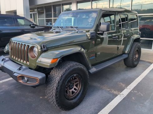 Used 2021 Jeep Wrangler Unlimited Sahara w/ Cold Weather Group image 3