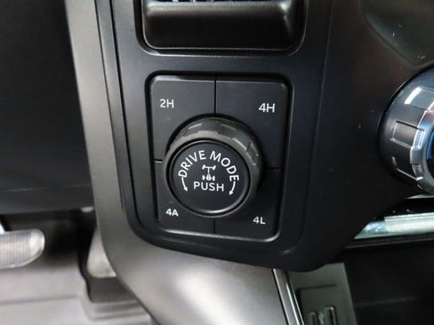 Used 2024 Ford F150 Lariat image 62