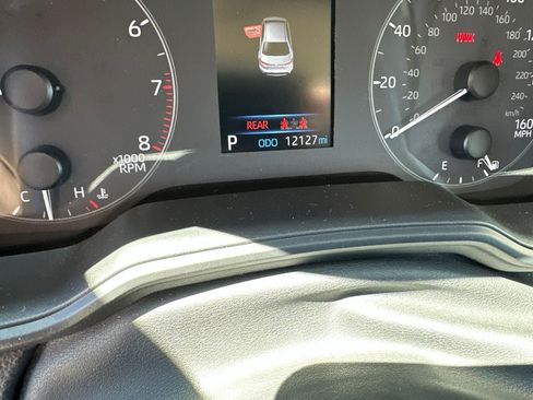 Used 2024 Toyota Corolla LE FWD image 4