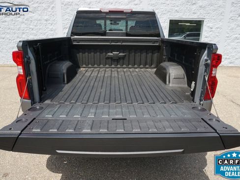 Used 2022 Chevrolet Silverado 1500 RST AWD/4WD image 16