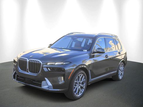 New 2026 BMW X7 xDrive40i w/ Premium Package image 3