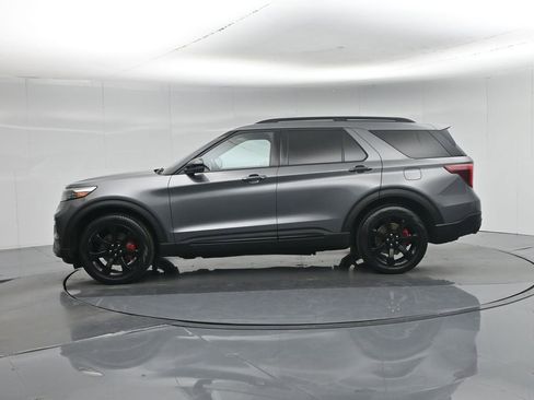 Used 2023 Ford Explorer ST w/ Equipment Group 401A AWD/4WD image 31
