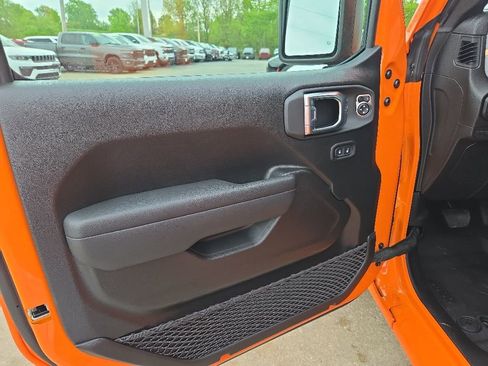 New 2026 Jeep Wrangler Unlimited Sport AWD/4WD image 31