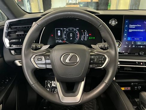 Used 2024 Lexus RX 350 FWD w/ Technology Package image 40