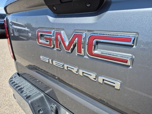 Used 2020 GMC Sierra 1500 4x4 Crew Cab w/ Sierra Value Package image 21