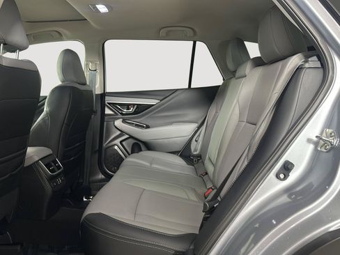 Certified 2025 Subaru Outback Limited AWD/4WD image 18