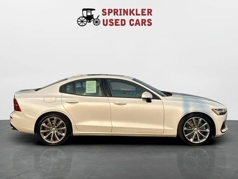 Used 2019 Volvo S60 T6 Momentum w/ Multimedia Package AWD/4WD image 3