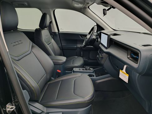 New 2026 Ford Maverick Lobo AWD/4WD image 23