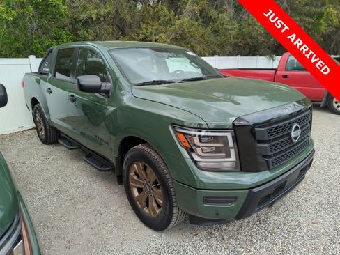 Certified 2024 Nissan Titan SV w/ SV Bronze Edition Package image 1