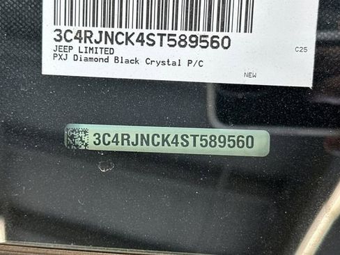 New 2025 Jeep Wagoneer S Limited image 28