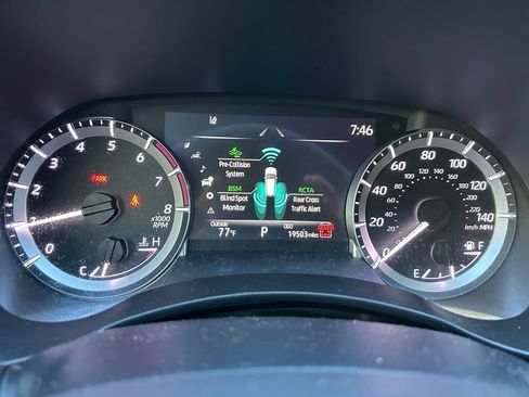 Certified 2024 Toyota Highlander XSE FWD image 25