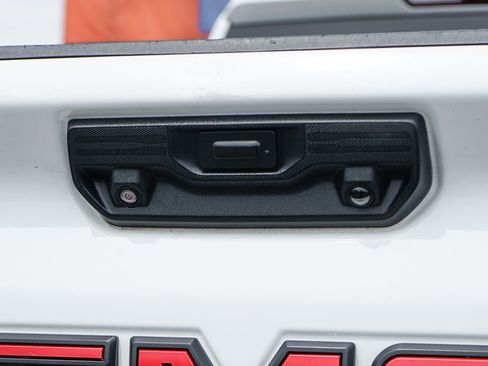 Used 2021 GMC Sierra 2500 SLE w/ Fleet Comfort Package RWD image 39