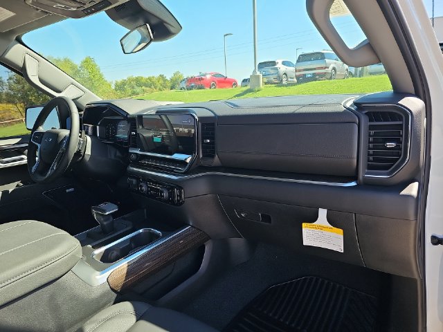 New 2026 Chevrolet Silverado 1500 RST w/ Safety Package AWD/4WD image 29