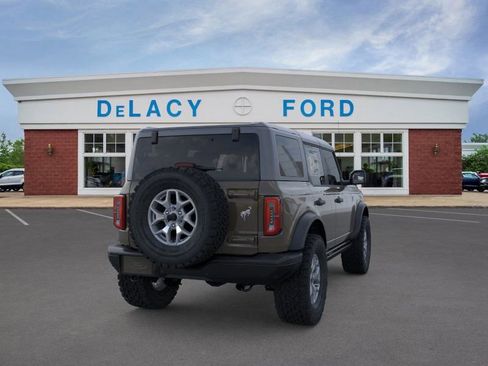 New 2025 Ford Bronco Badlands image 8