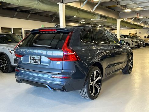 Certified 2024 Volvo XC60 T8 Ultimate w/ Protection Package Premier image 2