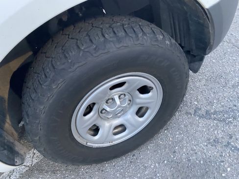 Used 2019 Nissan Frontier S image 17